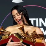 Rosalía se lleva la noche en los Latin Grammy 2022